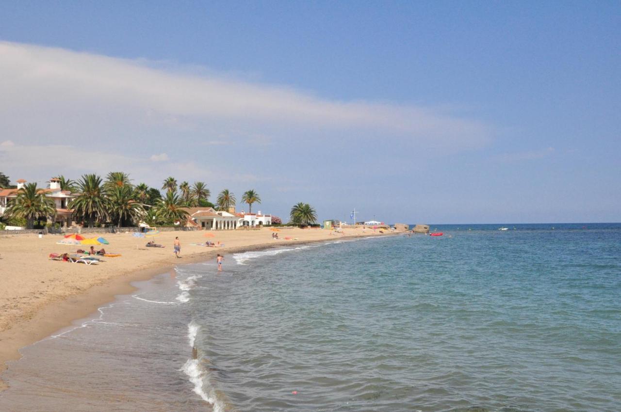 Litoral Costa Dorada - Las Palmeras Only Families Cambrils Zewnętrze zdjęcie